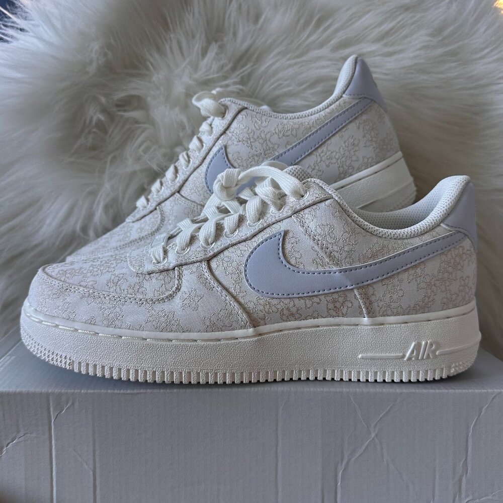 Nike Air Force 1 Low ’07 SE Jacquard Floral DR6402-900 Women’s 8.5